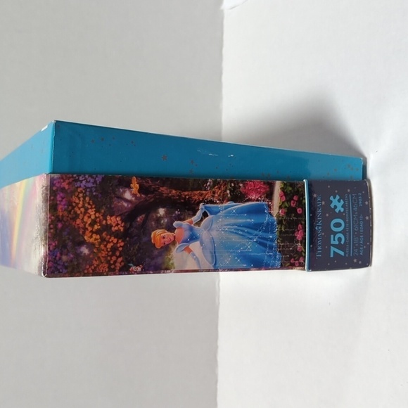 Thomas Kinkade Disney Dreams Collection Cinderella Wishes Upon a Dream Puzzle - Picture 4 of 7